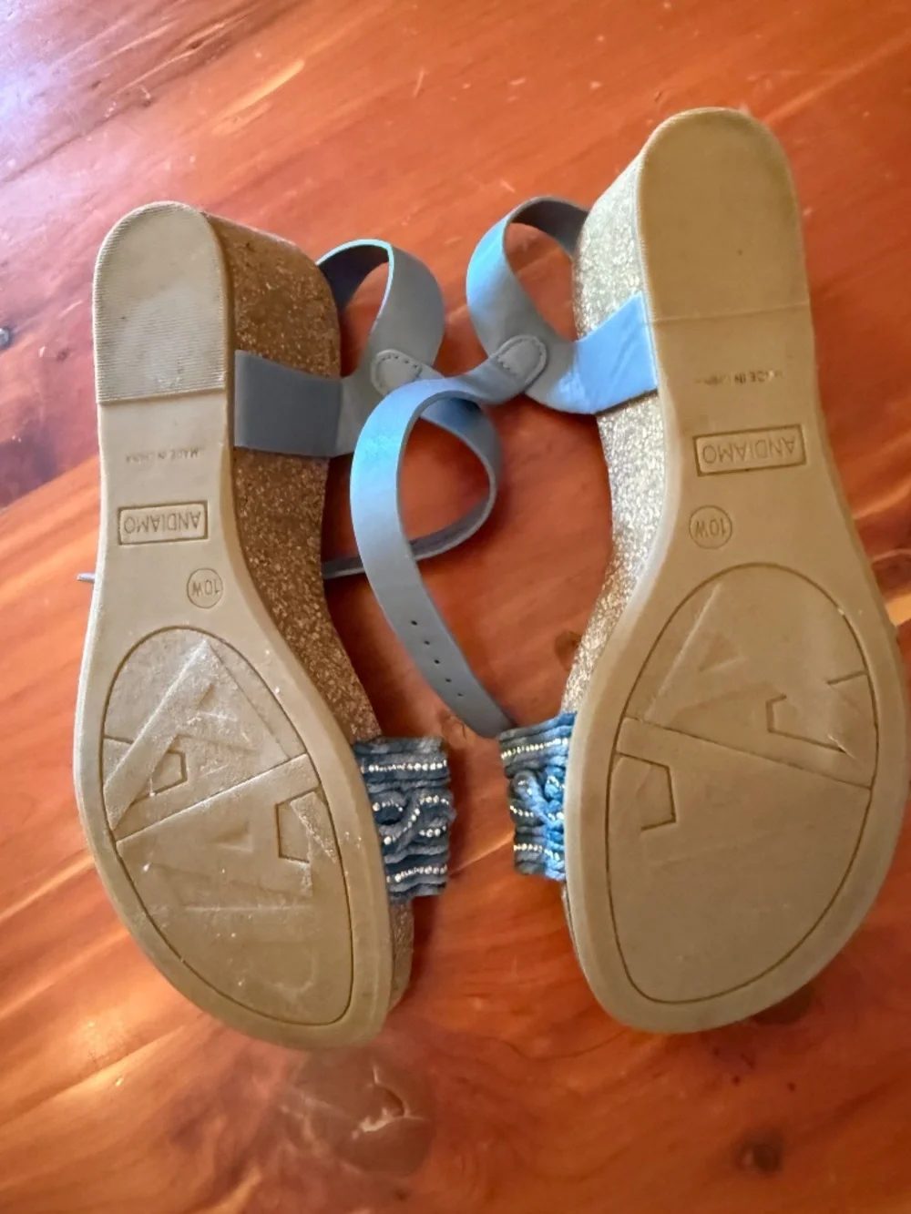 Andiamo Wedge sandals embellishment size 10 NWT